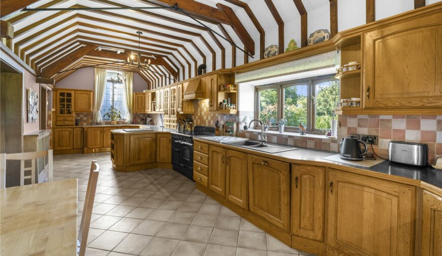 Glanrhyd, Llanidloes Road - Picture No. 08