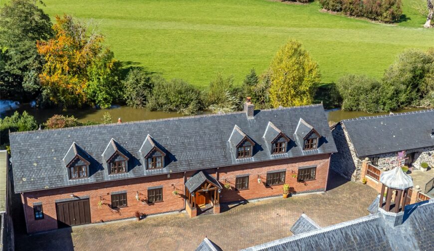 Glanrhyd, Llanidloes Road - Picture No. 03