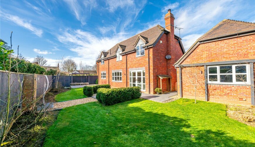 3 Manor Orchard - Picture No. 2