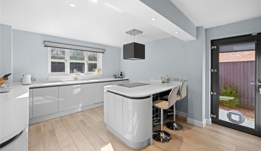 3 Manor Orchard - Picture No. 6