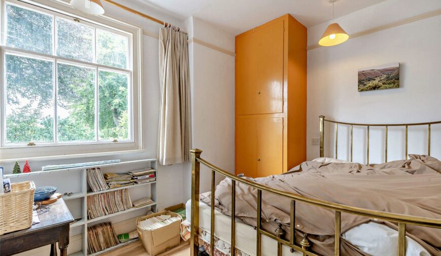 14 Porthill Gardens - Bedroom