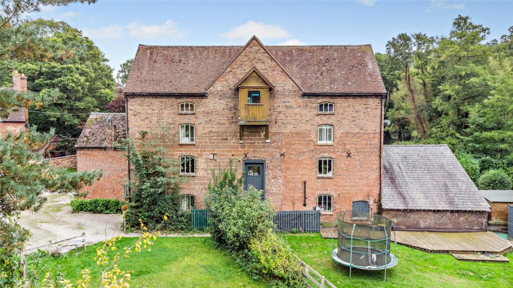 Millers Lodge, Rindleford Mill, Rindleford - 19
