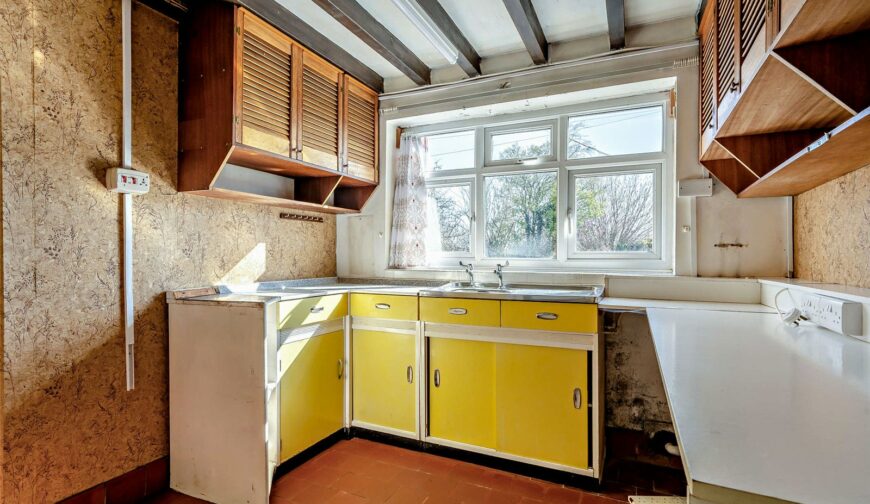 The Fields, Sweeney - 8