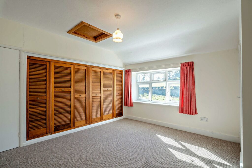 The Fields, Sweeney - 16