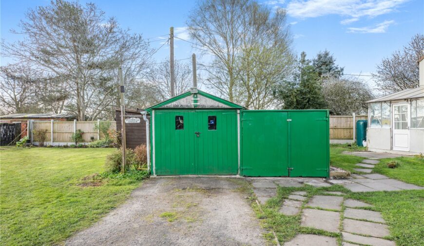 1 Ferndale Cottages, Bings Heath - 8