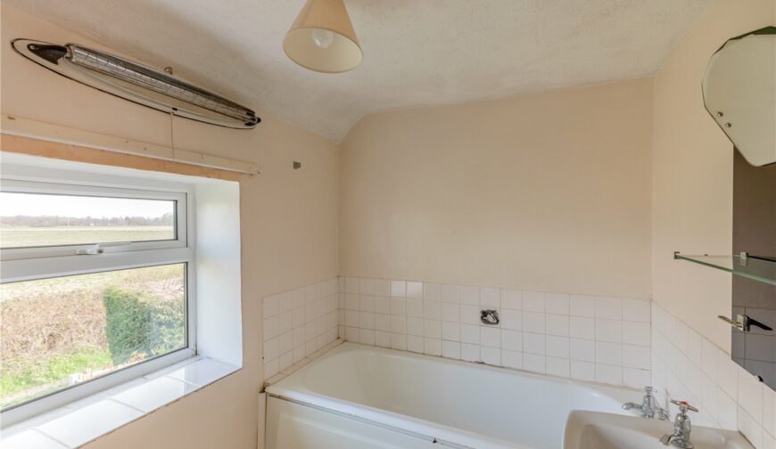 1 Ferndale Cottages, Bings Heath - 17