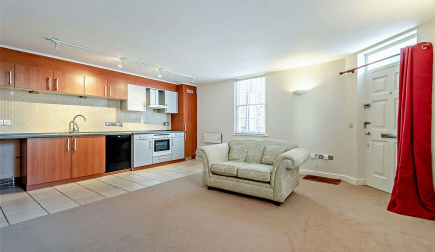 Apartment 1, Crescent House, Belmont - 3