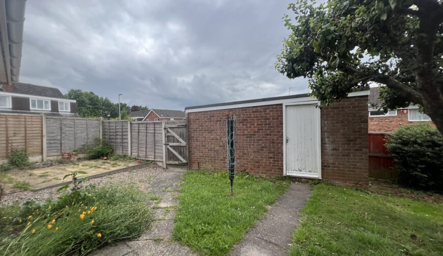 1 Spencer Drive - Picture No. 05