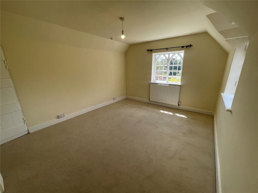 3 Village Lodge, Weston Park - Picture No. 13
