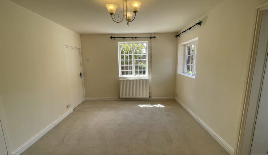 3 Village Lodge, Weston Park - Picture No. 16