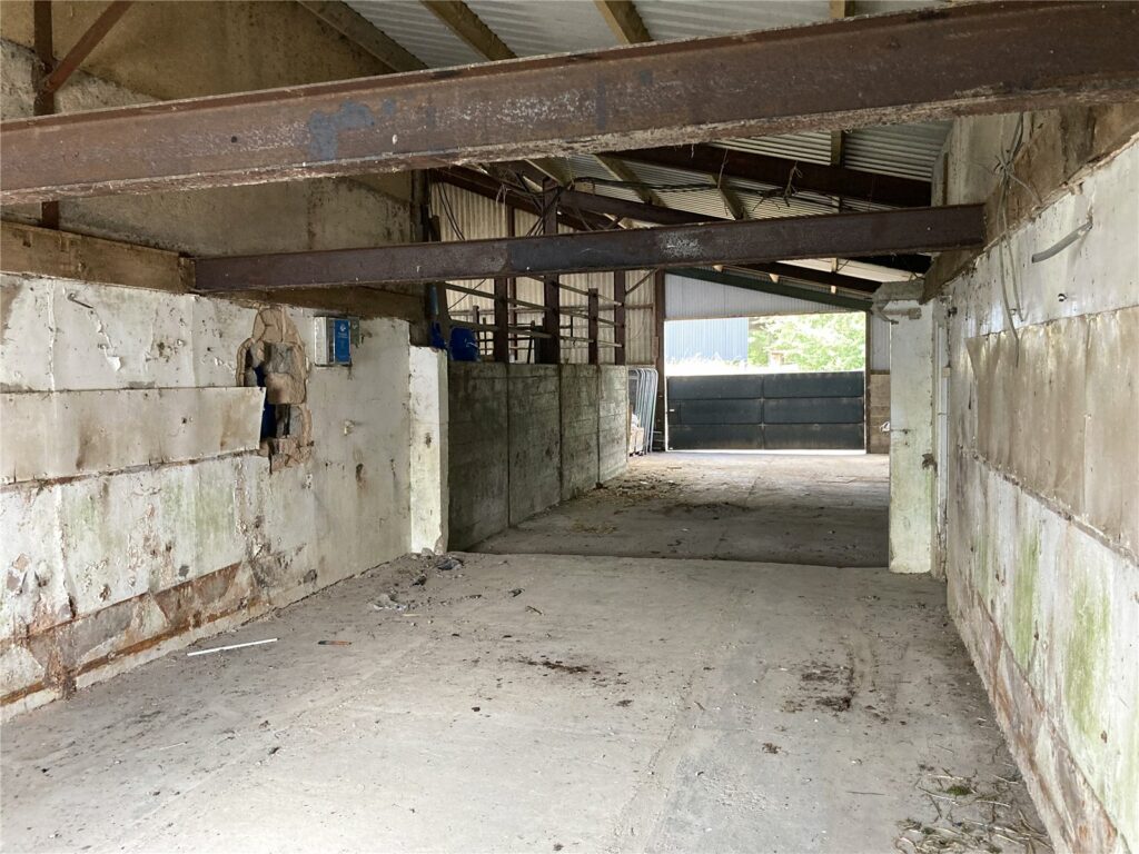 Red House Farmhouse, Lydbury North - Picture No. 02