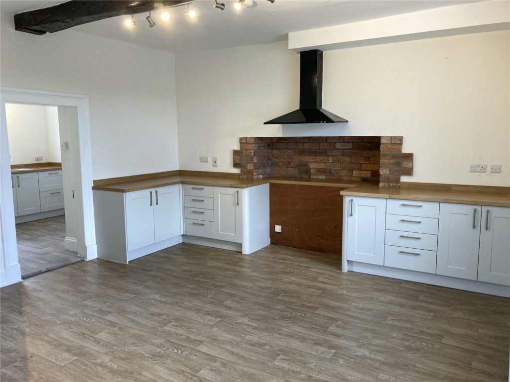 Red House Farmhouse, Lydbury North - Picture No. 58