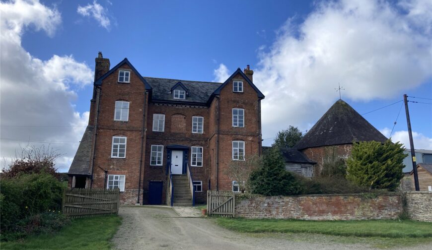 Red House Farmhouse, Lydbury North - Picture No. 74