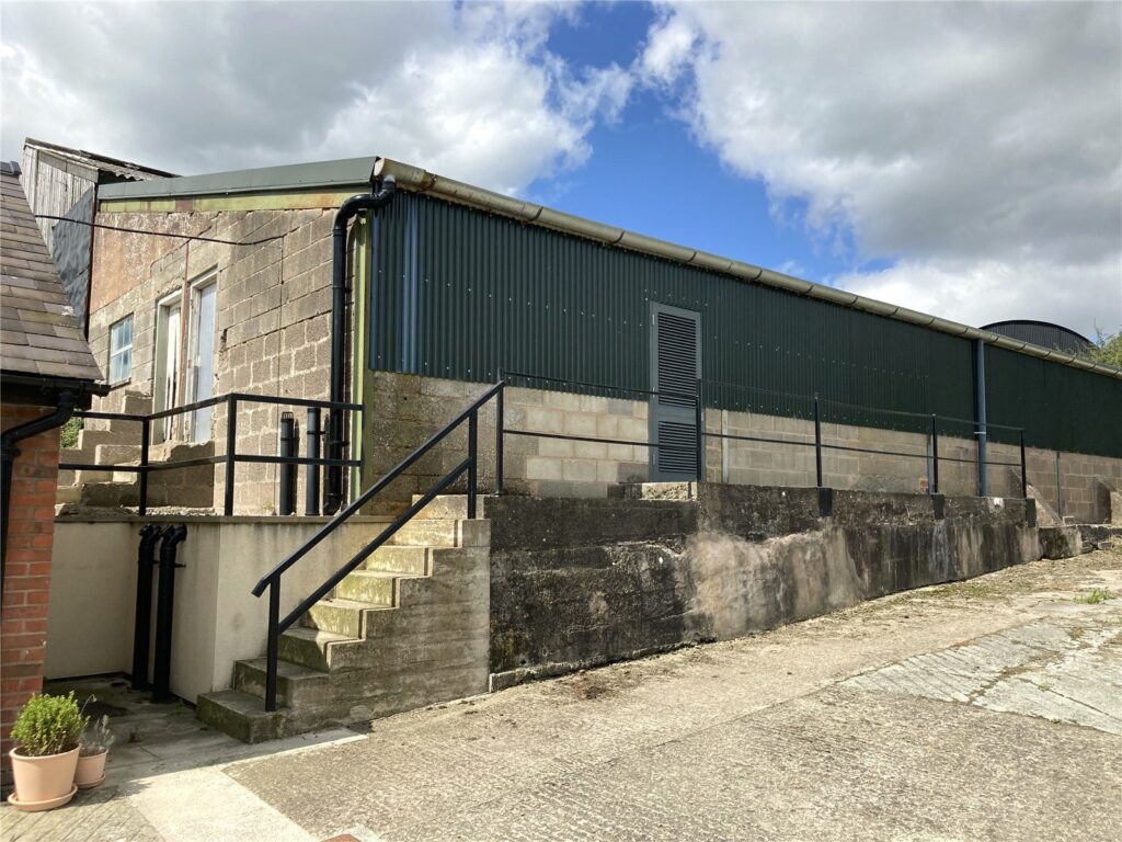 Red House Farmhouse, Lydbury North - Picture No. 99