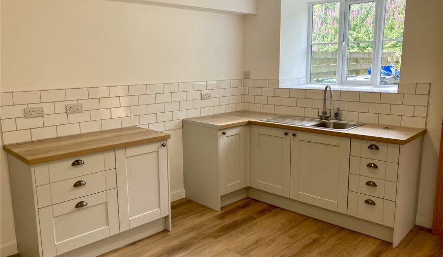 18 Hungerford - Picture No. 24