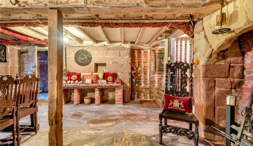 Golding Hall - Picture No. 14