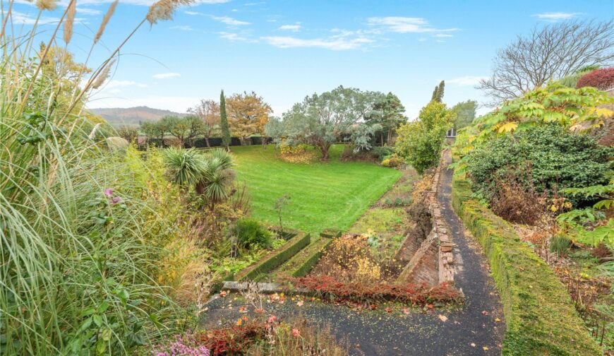 Golding Hall - Picture No. 38