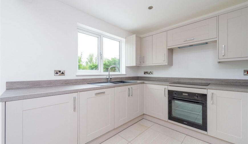 2 Malt Fallows, Crew Green - Picture No. 22