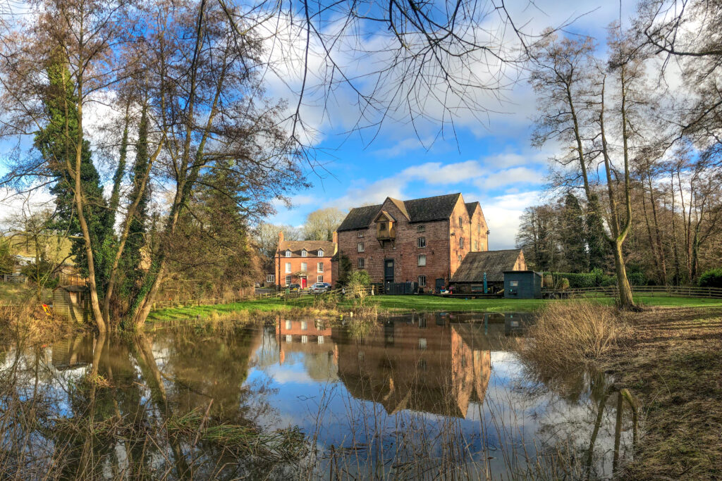 Unique Mill home close to Bridgnorth and Midlands