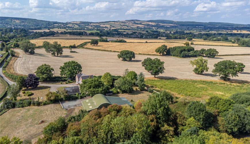 Line Farm, Orleton - Picture No. 04