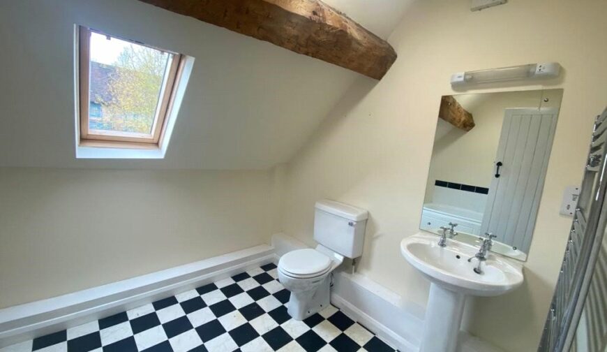 Reed House, Upper House Farm - Picture No. 29