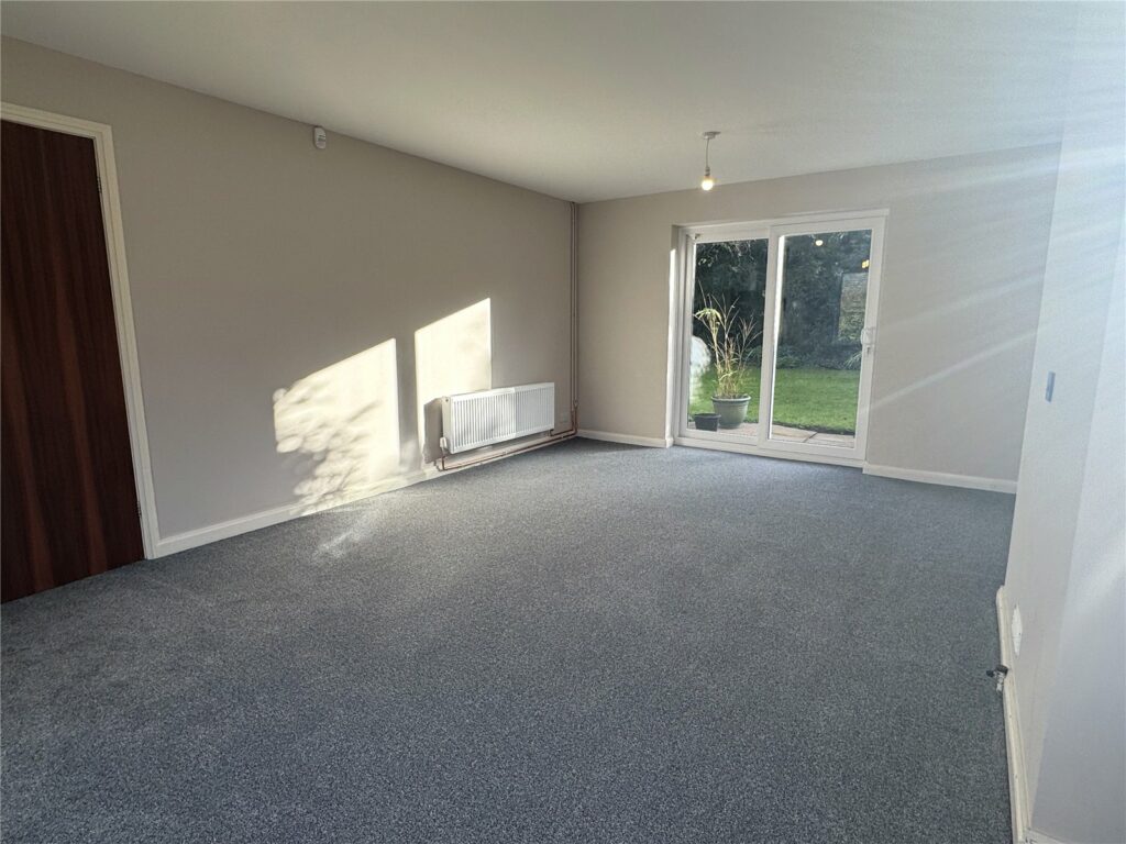 The Vicarage, Wombridge Road - Picture No. 23