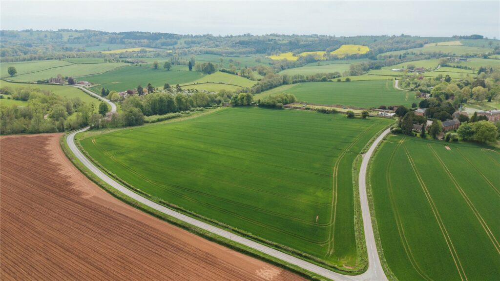 Parsonage Farm, Kyre - Picture No. 13