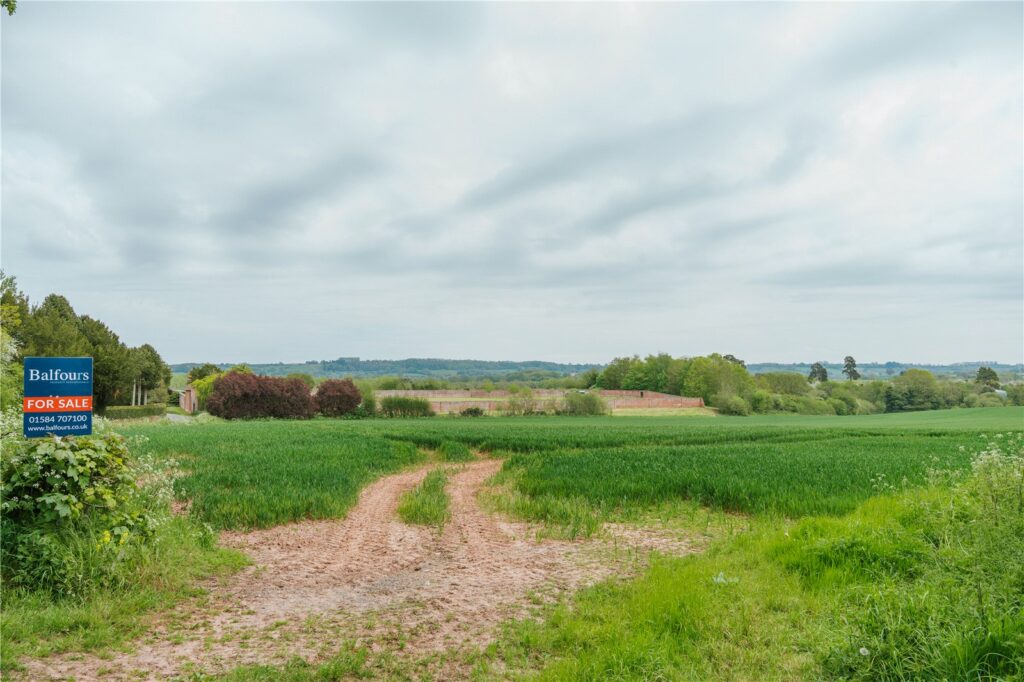 Parsonage Farm, Kyre - Picture No. 19