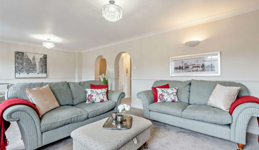 Flat 21, Upper Blackfriars Crescent, St. Marys Water Lane - 3