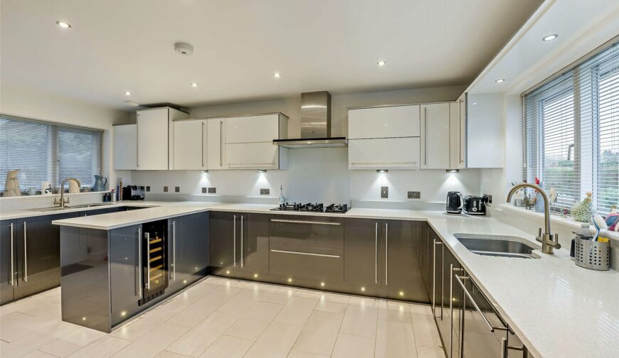 1 Minton Court - 3
