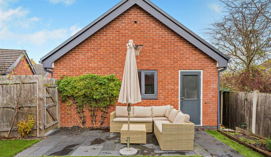1 Minton Court - 32