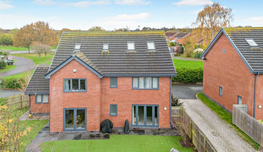 1 Minton Court - 33