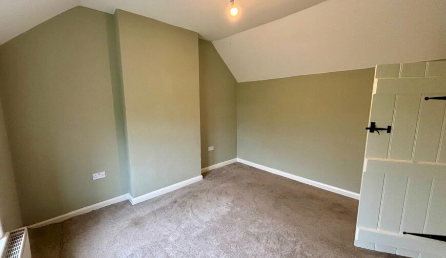 2 Callingwood Cottages - Picture No. 05