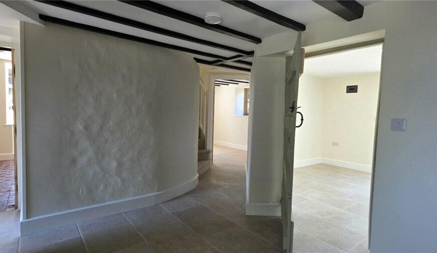 Wenlock Lodge - Picture No. 14