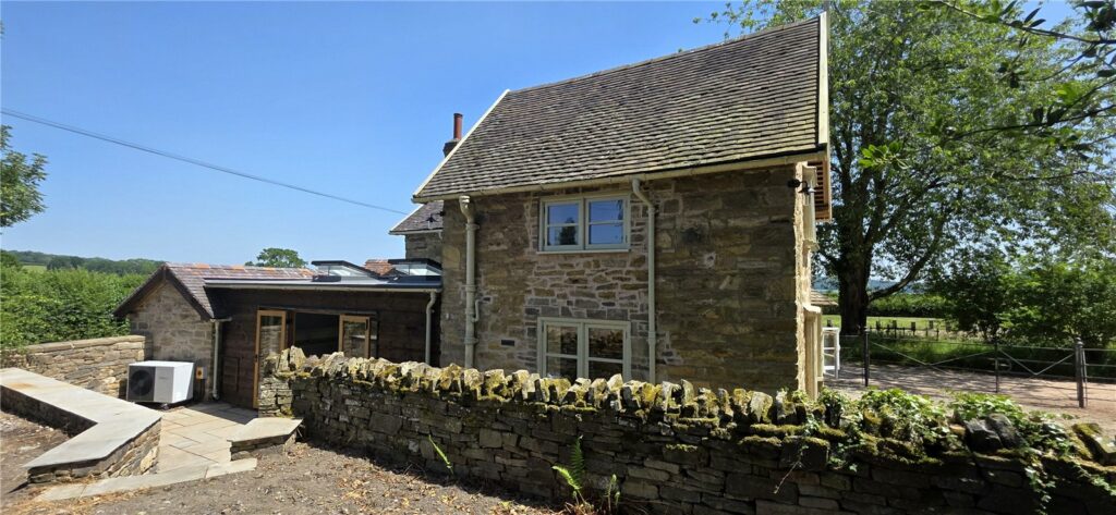 Wenlock Lodge - Picture No. 34