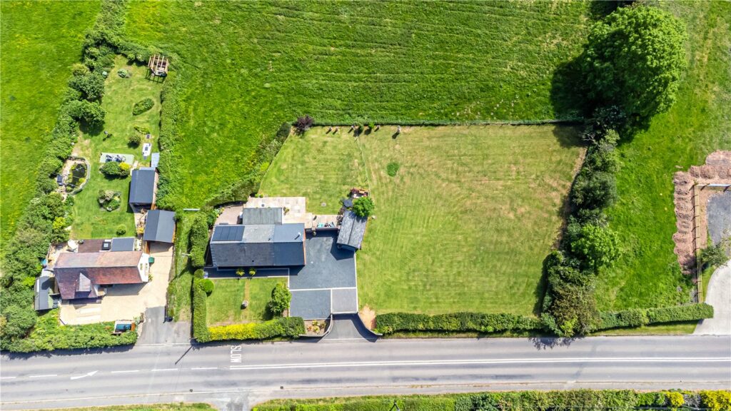 Six Swaths, Ludlow Road - 16