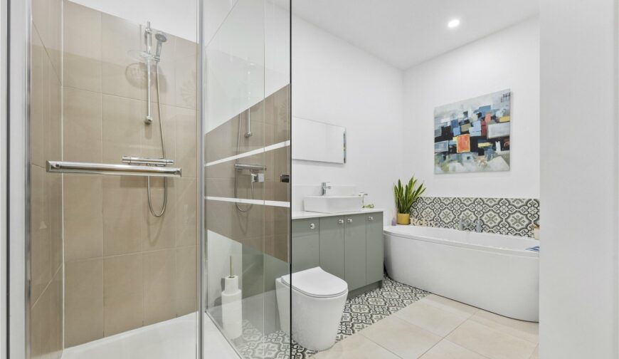 Six Swaths, Ludlow Road - 9