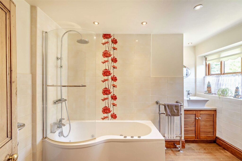 Pheasantry, Easthope - 13