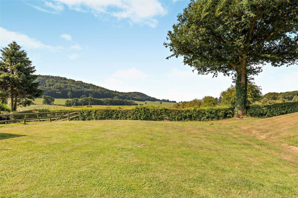 Pheasantry, Easthope - 19