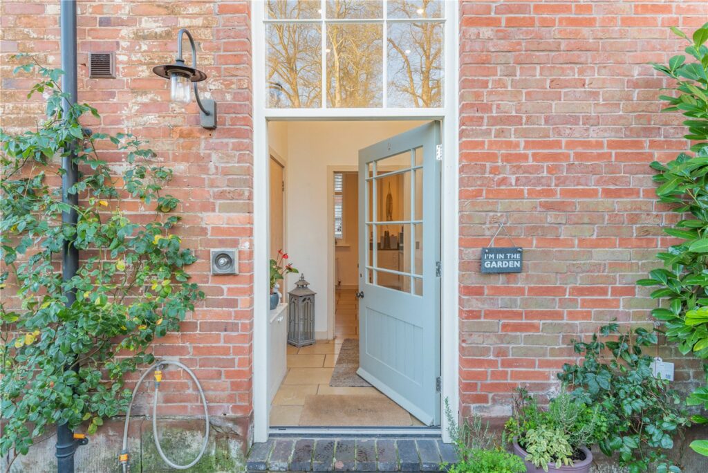 1 Apley Park Mews, Apley Park - Apley Park Mews