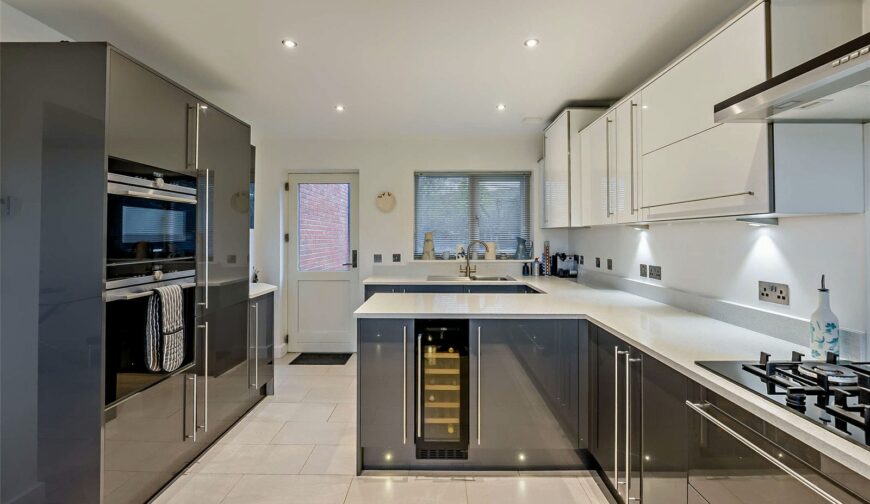 1 Minton Court - 8