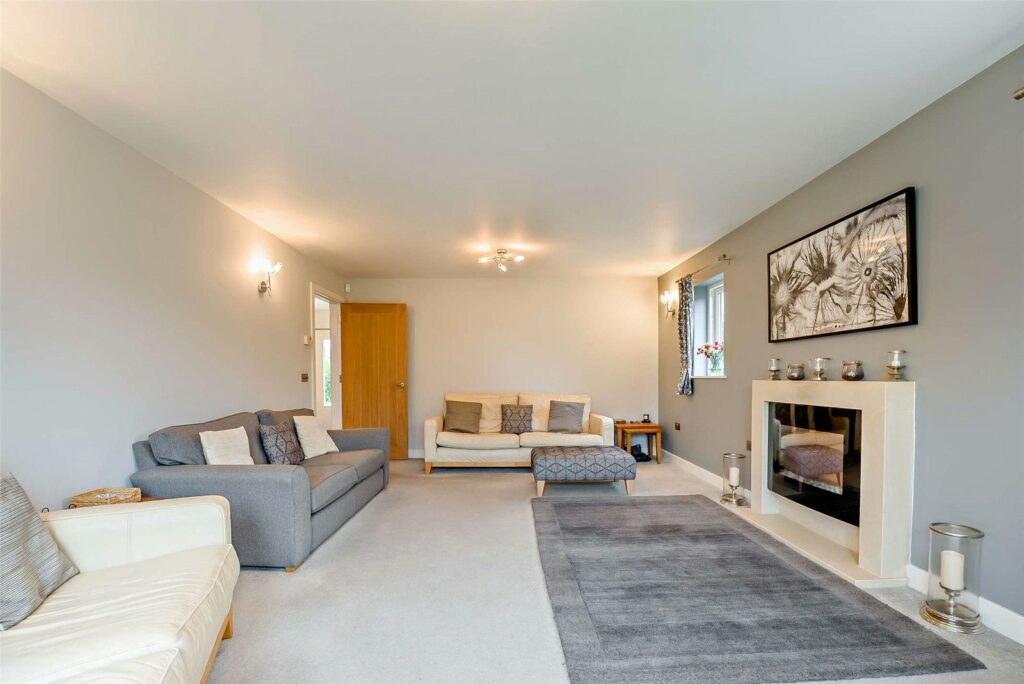 1 Minton Court - 10
