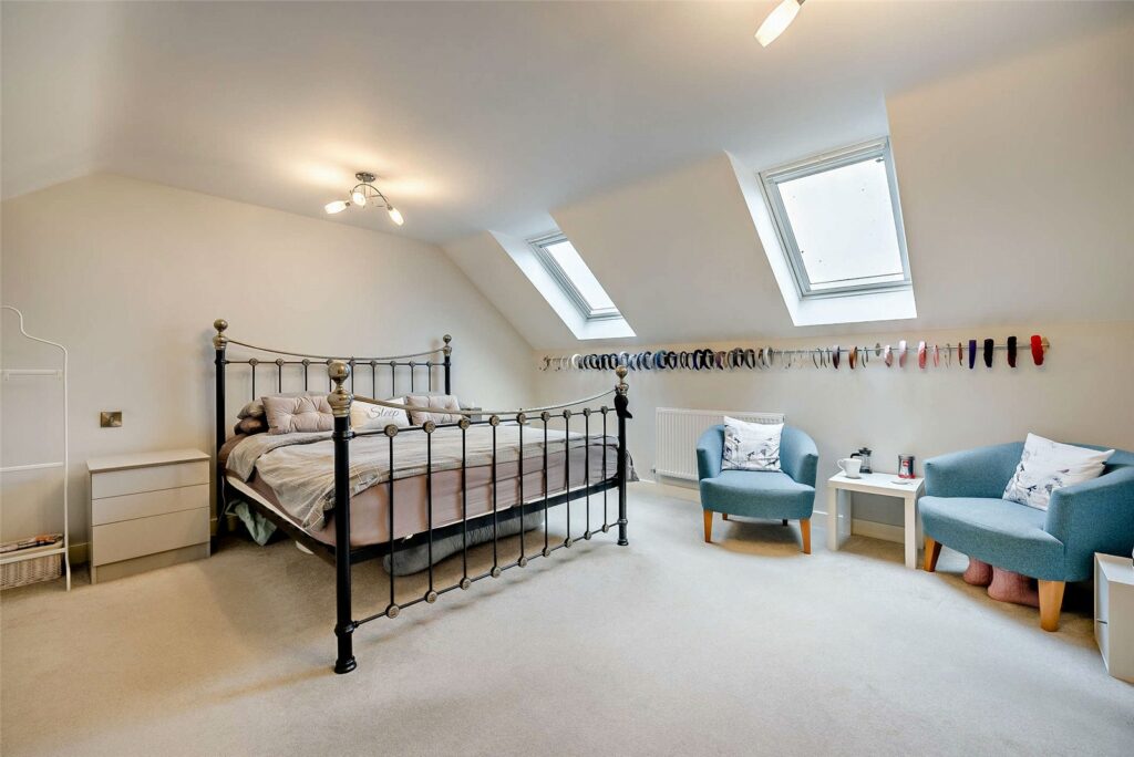 1 Minton Court - 25