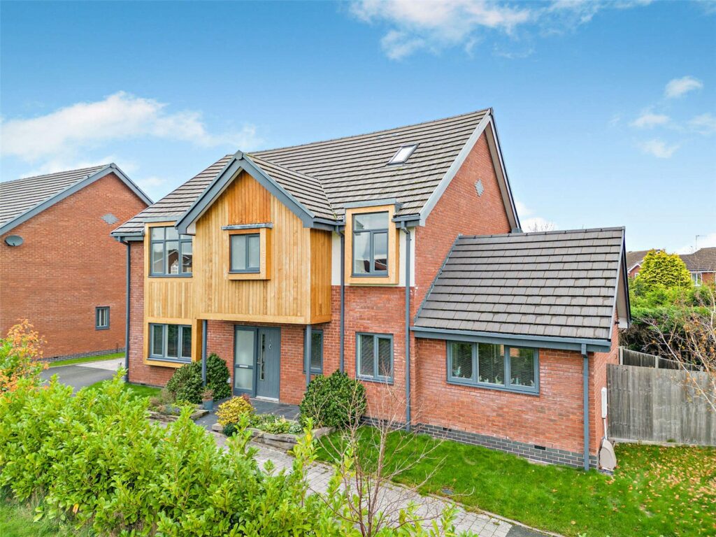 1 Minton Court - 31