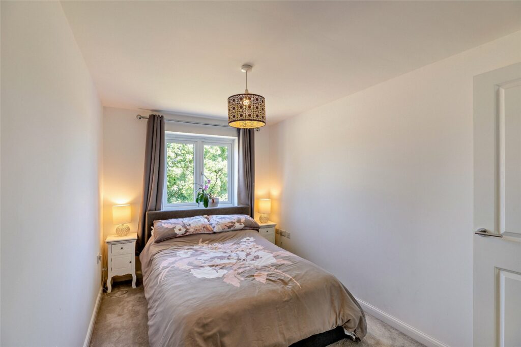 3 Delune Crescent - 13