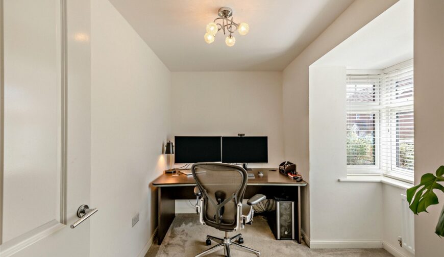 3 Delune Crescent - 8