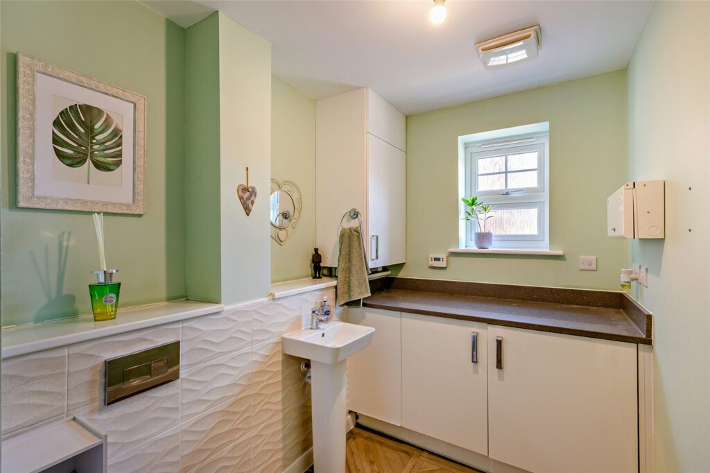3 Delune Crescent - 19