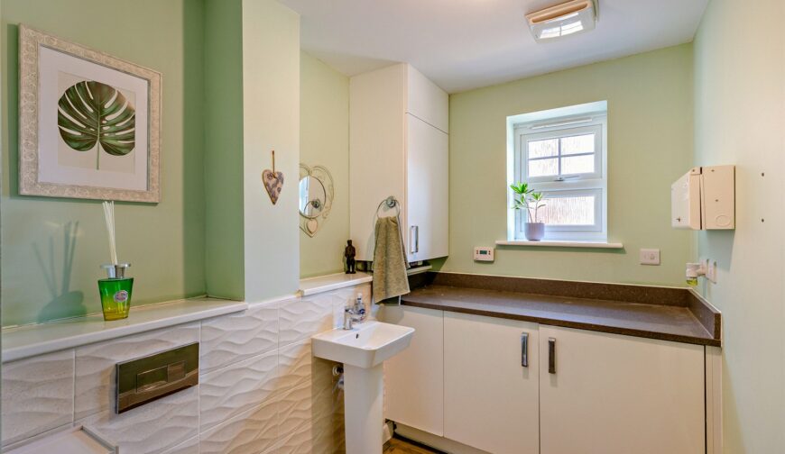 3 Delune Crescent - 17