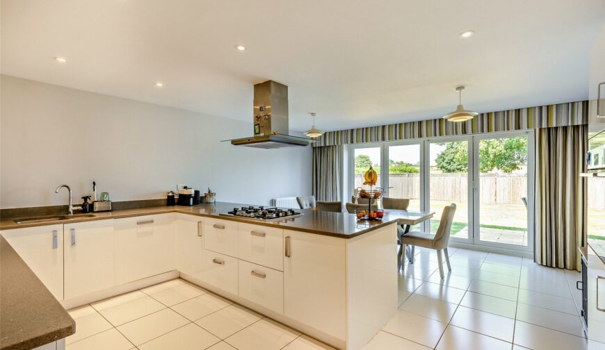 3 Delune Crescent - 9