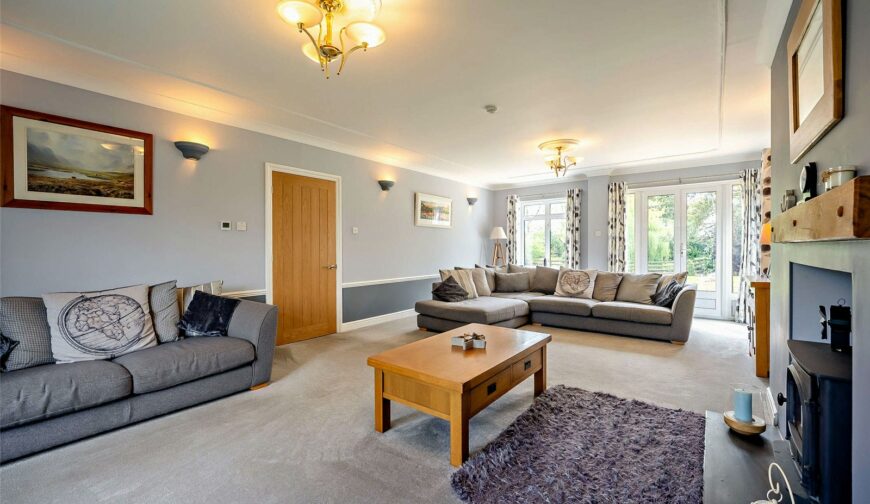 Leondari Manor, Station Road - 8